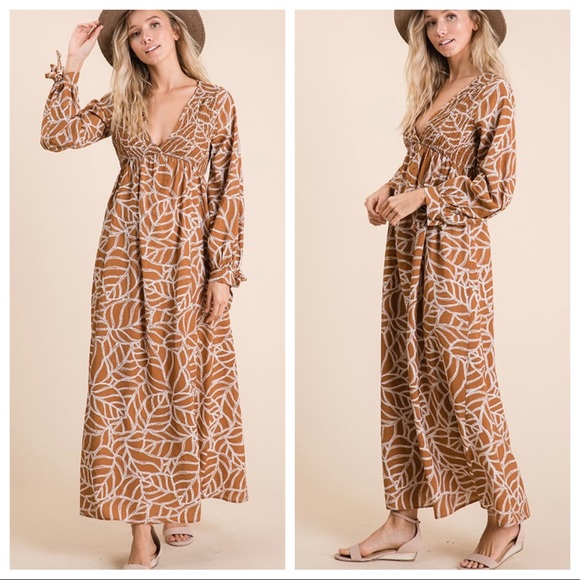 ShopEvelynne Dresses & Skirts - ✨LAST✨BOHO GYPSY CHIC LEAF PRINT WOVEN MAXI DRESS